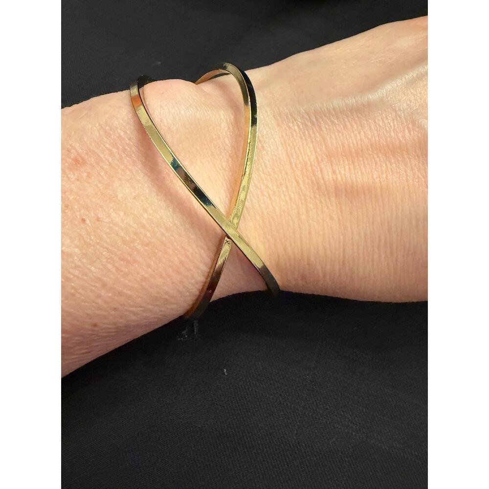 Jules Smith 14k gold plated big bang crossover cuff with a polished finish 725"